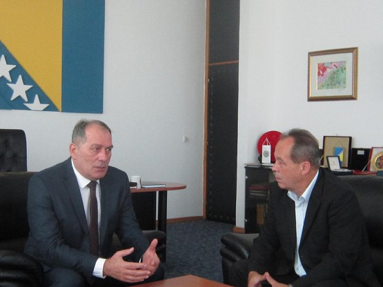 Предсједавајући Заједничке комисије за одбрану и безбједност БиХ Сифет Поџић разговарао са министром безбједности БиХ